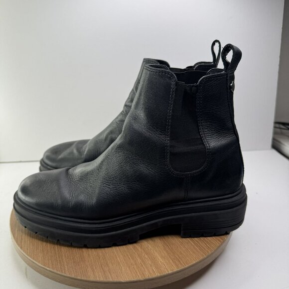 Steve Madden Black Leather Chelsea-Style LOLLA Ankle‎ Boots Size 10M Rubber Sole - Picture 3 of 9